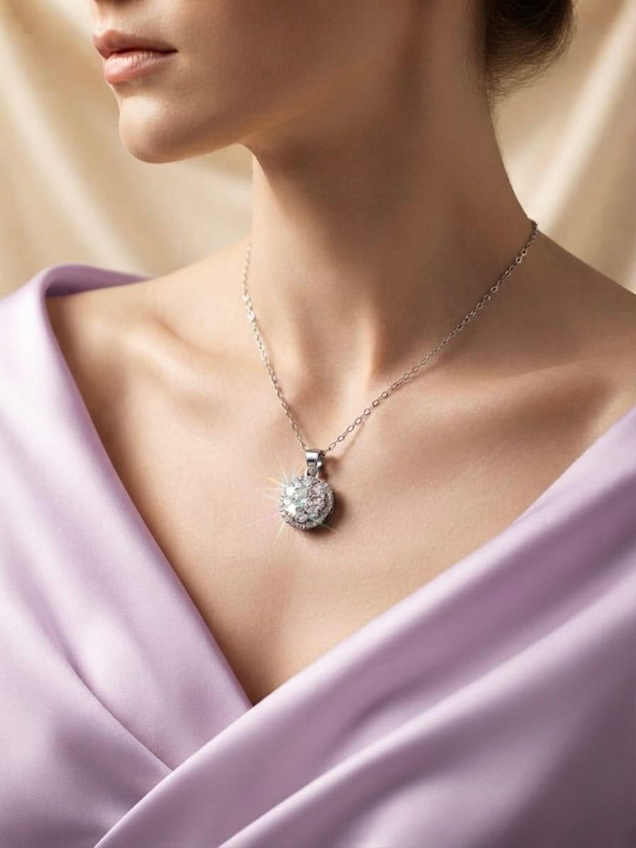 Lumière Halo Pendant